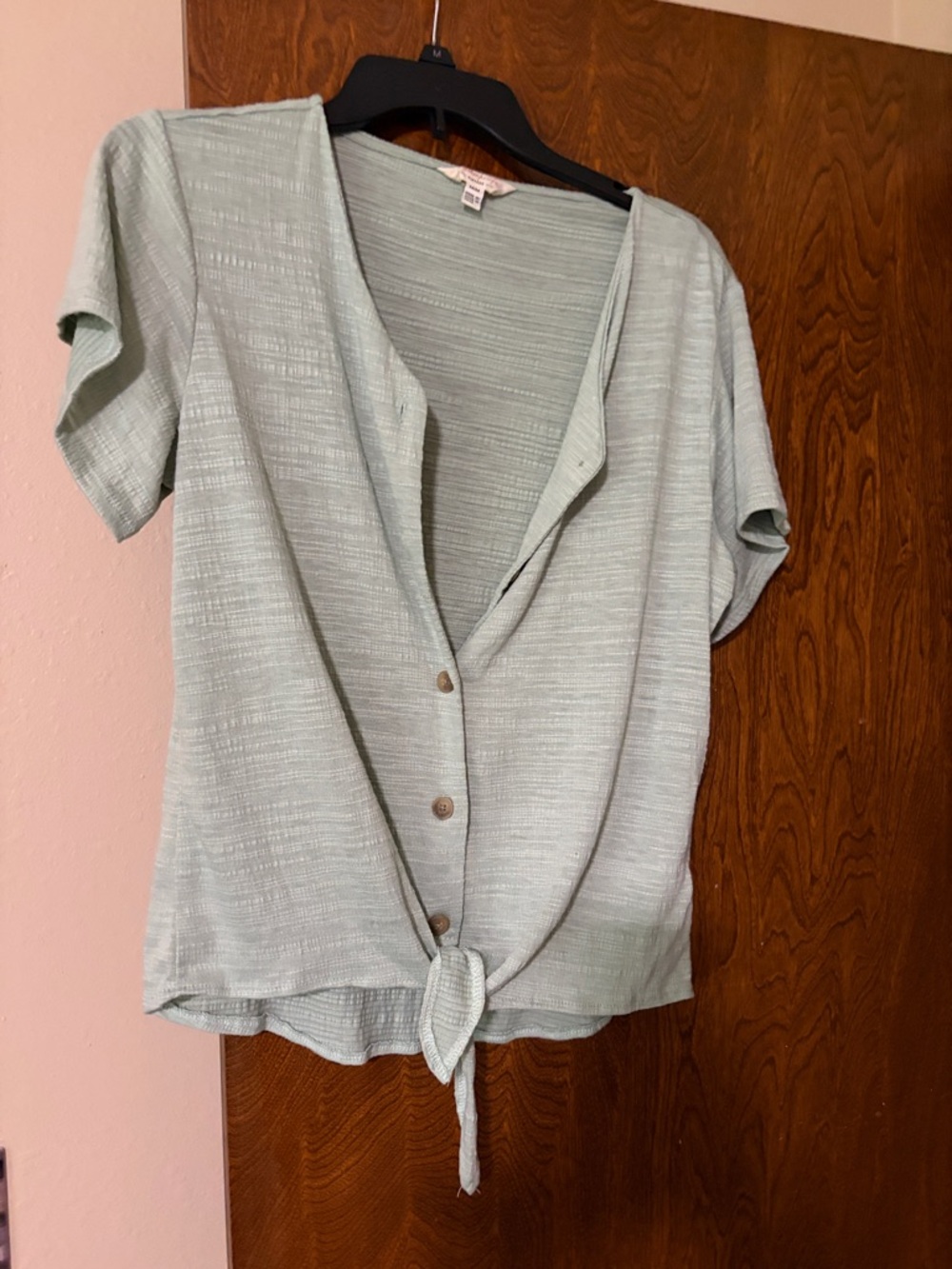 Weatherproof Mint Green Button-Front Tie-Hem Blouse